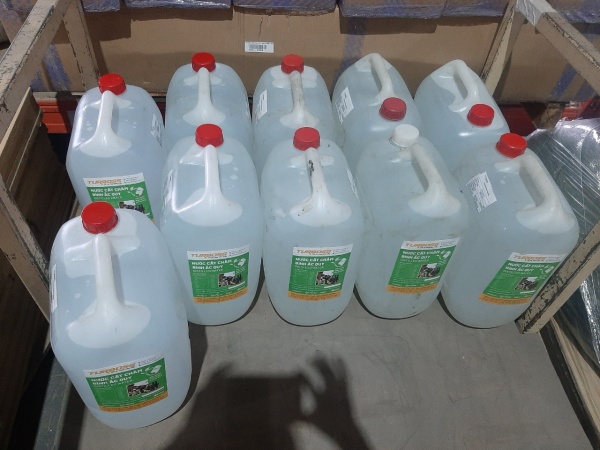 nước cất châm bình điện xe nâng điện