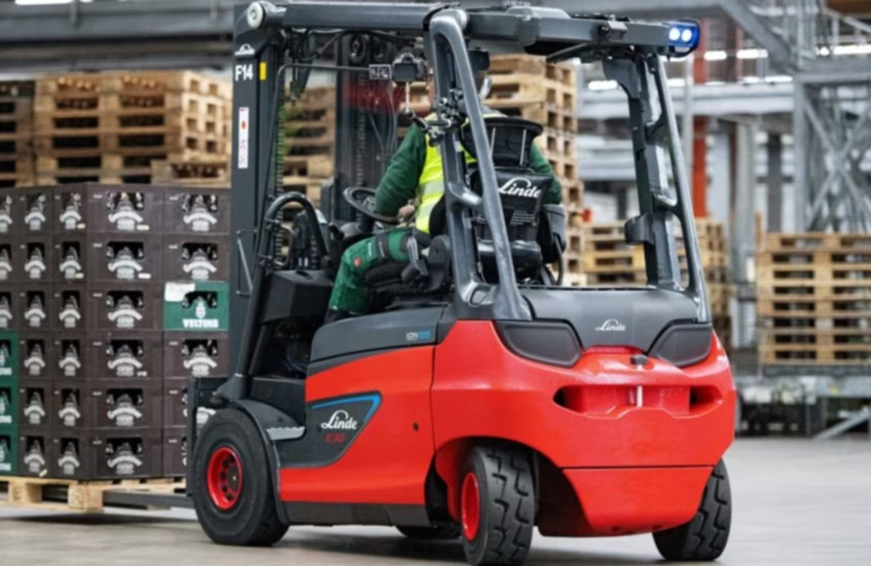 xe nâng linde
