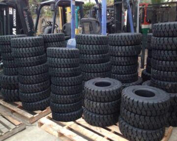 Kho Hàng Lốp Xe Nâng Các Loại Của Tin Quang Group
