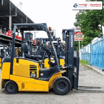 Komatsu Xe Nâng Điện Cũ 2.5 tấn - Model FE25-1 02733B