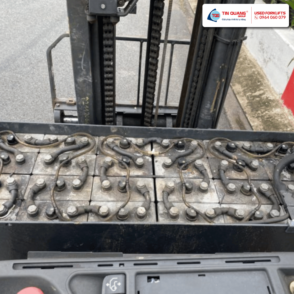 Linde Xe Nâng Điện Cũ Reach Truck 1.6 Tấn R16HD-01 - Ảnh 5